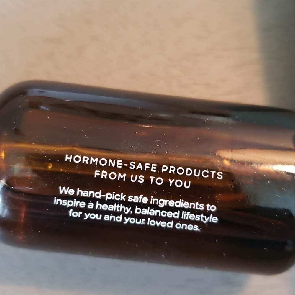 Nib Hugh & Grace Restoring Face Serum Unused Daytime Formula - Picture 4 of 8